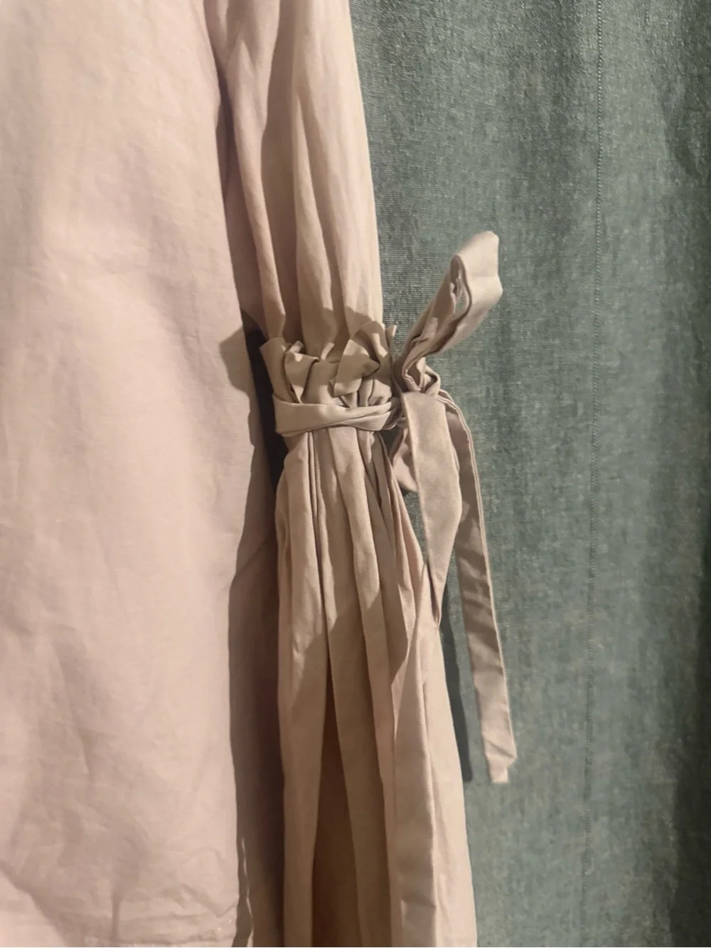 Free People light pale